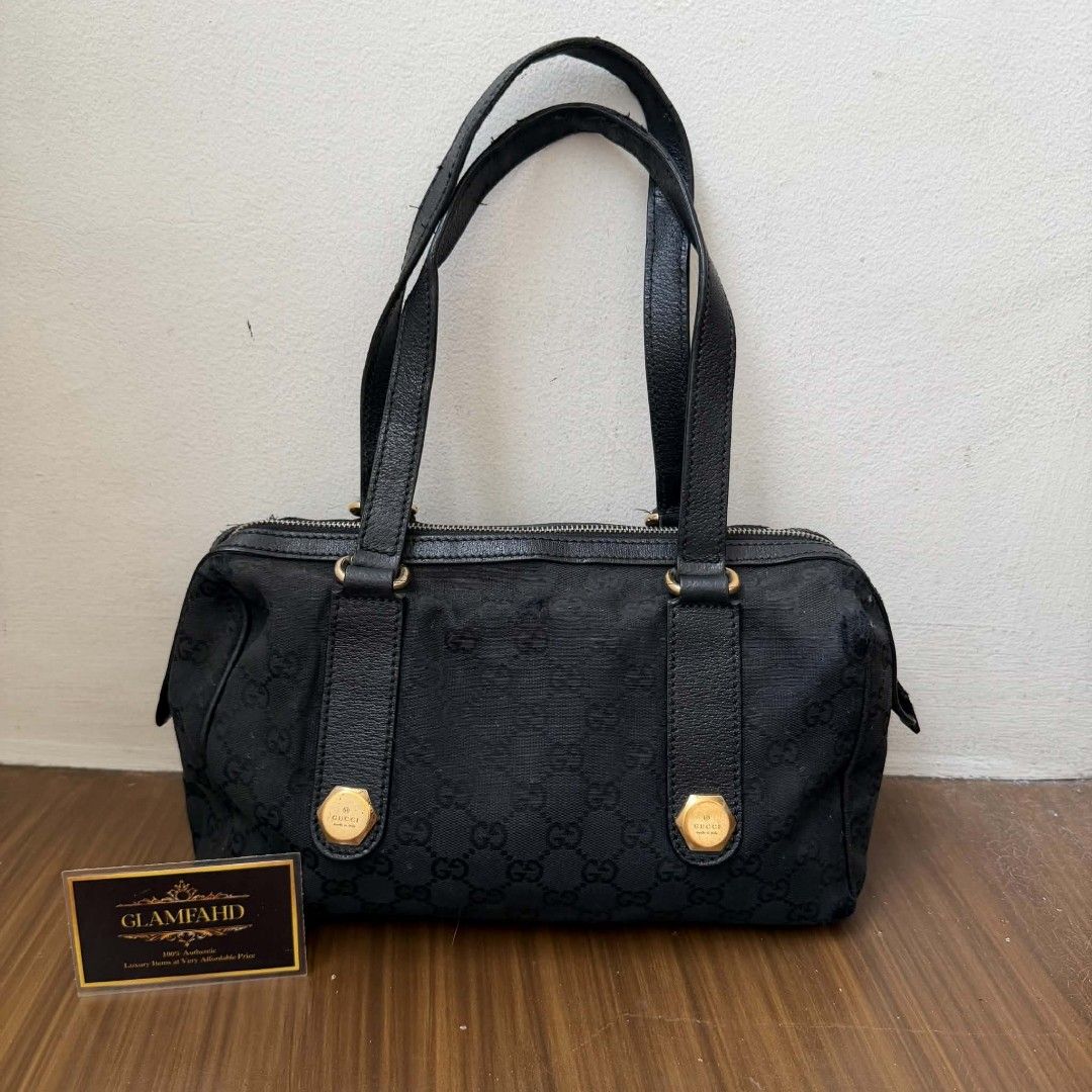 PRE OWNED AUTHENTIC GUCCI GG CANVAS BAG (Category: Luxury Bags & Wallets) located in Paranaque City. Submitted by Glamfahd (Listing ID 1469074419, Image 1). Description: Pre Owned Authentic GUCCI GG Bag Inclusion/s: None Condition Well Used condition Marks on exterior Marks on interior Abrasions on few area visible in close inspection Bag is really a great buy! Please manage your expectations as you are buying an authentic second hand item at a f