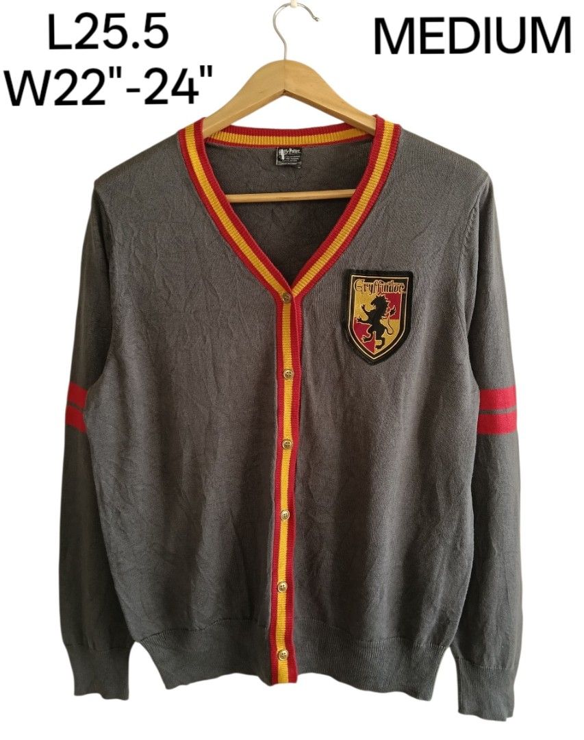 Preloved branded Men's knitted cardigan (Category: Activewear) located in Manila. Submitted by vestir.thrifts (Listing ID 1469055799, Image 1). Description: Preloved branded Men's knitted cardigan Sizes and dimensions are already indicated each photos.