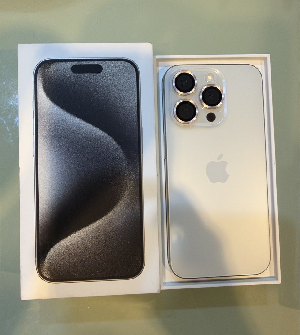 Preloved iPhone 15 Pro 128GB (Category: iPhone 15 Series) located in Manila. Submitted by rychris34 (Listing ID 1469158501, Image 2). Description: Preloved iPhone 15 Pro White Titanium 128GB With box and charger (a bit worn out see pic) 2 original Casetify cases 1 clear case Php 31k No issues Mop: Gcash or BDO Rfs: declutterring Meet up at Eastwood Mall or shipping c/o buyer.