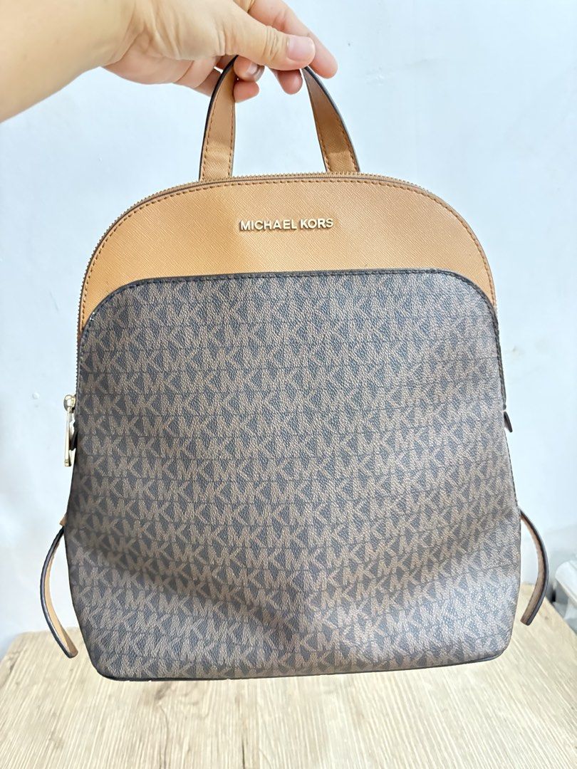 PRELOVED Michael Kors Backpack (Category: Backpacks) located in Taguig. Submitted by blissdreana (Listing ID 1468974481, Image 1). Description: My personal preloved Michael Kors Backpack Guaranteed authentic Bought in MK Store in USA.