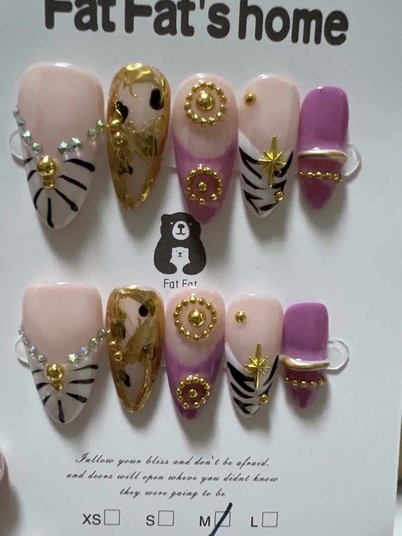 Press-on nail set medium size (Category: Hands & Nails) located in Makati City. Submitted by kllevado (Listing ID 1469085175, Image 3). Description: Php 150 per set Never been used. Size: Medium Shape & Length: Short Almond (pic 1 & 2), mid almond (pic 3), short square (pic 4) Comes with free nail application kit Can meet up in Glorietta 12-1pm weekdays or pick up biñan / san pedro laguna area. Delivery fee c/o buyer. See other available designs.