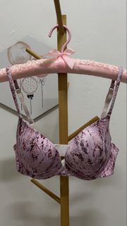 (Category: ) located in . Submitted by bloomie_75 (Listing ID 1469047193, Image 1). Description: .