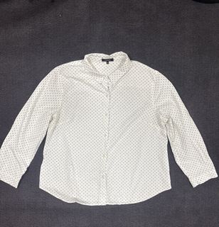 (Category: ) located in . Submitted by fast.closetfinds (Listing ID 1469023480, Image 1). Description: .