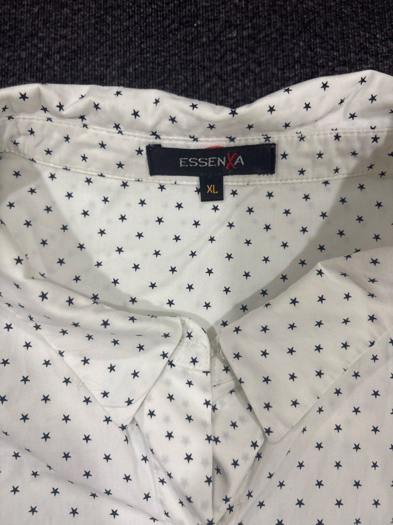 Printed Long White Sleeves (Category: Longsleeves) located in Quezon City. Submitted by fast.closetfinds (Listing ID 1469023480, Image 2). Description: .