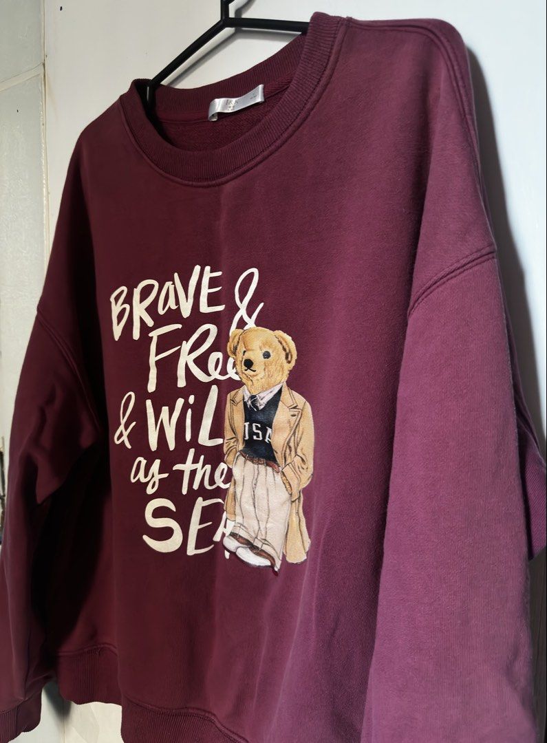 Sweatshirt maroon w/bear design (Category: Others Tops) located in Cavite. Submitted by chicfinds.slay (Listing ID 1469032232, Image 3). Description: ✨japan source like new super nice ✨best fit size xs -semi large for women ✨best fit size s-m men ✨unisex .