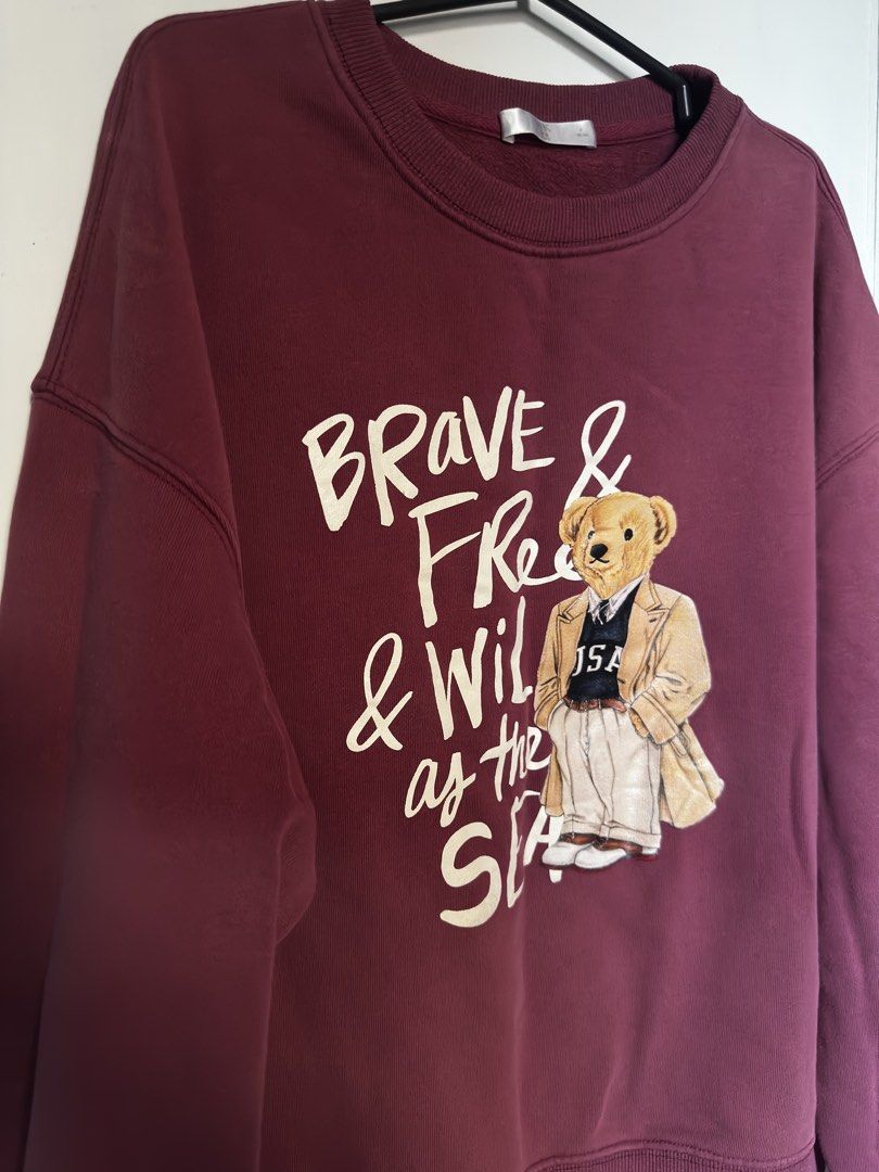 Sweatshirt maroon w/bear design (Category: Others Tops) located in Cavite. Submitted by chicfinds.slay (Listing ID 1469032232, Image 1). Description: ✨japan source like new super nice ✨best fit size xs -semi large for women ✨best fit size s-m men ✨unisex .