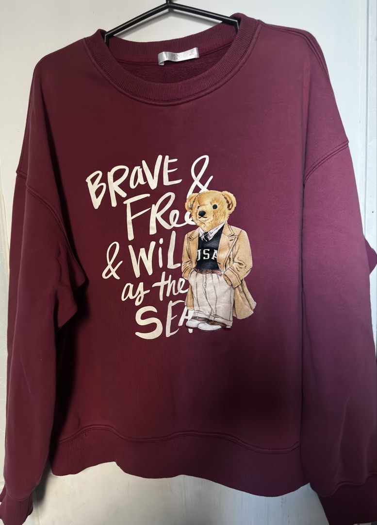 Sweatshirt maroon w/bear design (Category: Others Tops) located in Cavite. Submitted by chicfinds.slay (Listing ID 1469032232, Image 2). Description: ✨japan source like new super nice ✨best fit size xs -semi large for women ✨best fit size s-m men ✨unisex .