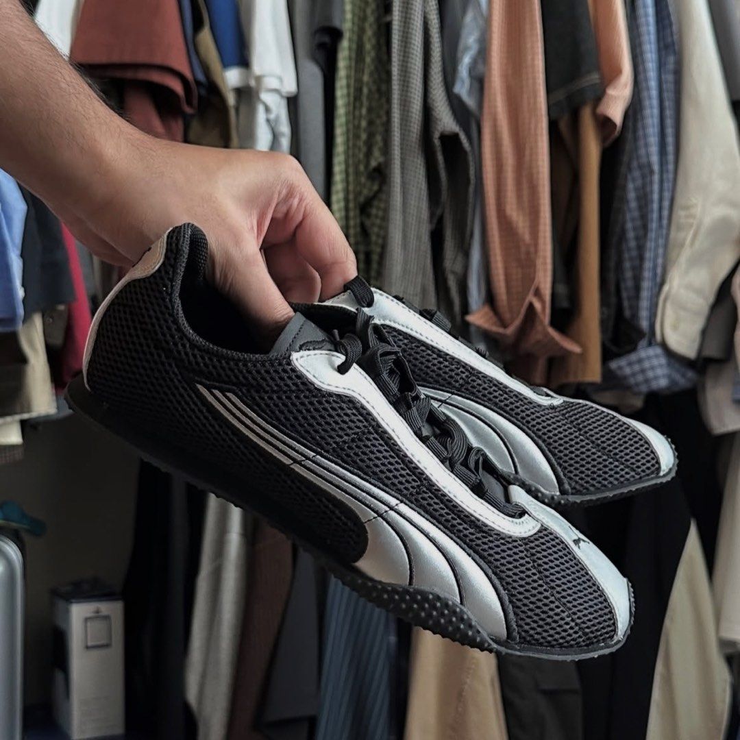 Puma speedcat black and silver (Category: Casual Shoes) located in Cabuyao City. Submitted by bluesxoe (Listing ID 1468985635, Image 2). Description: PUMA Speedcats Black and Silver Condition: 10/10, Brand New! Size: Men’s US 10.5 No Box Never been used.