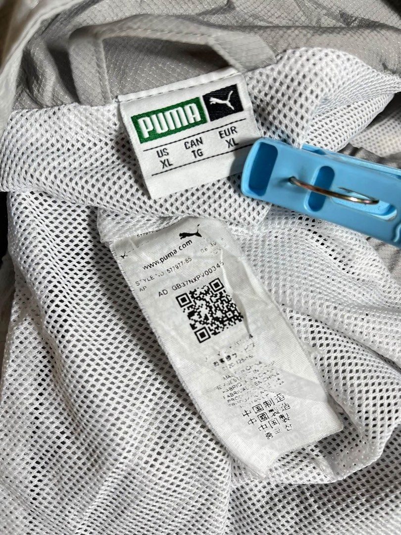 Puma Woven Limestone Jacket (Category: Coats, Jackets and Outerwear) located in Pagadian. Submitted by angelcanzado (Listing ID 1468974846, Image 2). Description: Puma Woven Limestone Jacket Excellent Condition Complete Tags Full Zip , No crack print Logo As.in pretty kaau ni XL on Tag .