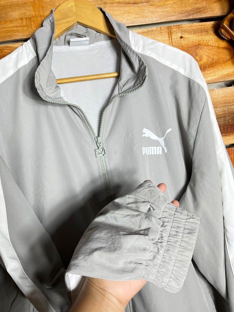 Puma Woven Limestone Jacket (Category: Coats, Jackets and Outerwear) located in Pagadian. Submitted by angelcanzado (Listing ID 1468974846, Image 3). Description: Puma Woven Limestone Jacket Excellent Condition Complete Tags Full Zip , No crack print Logo As.in pretty kaau ni XL on Tag .
