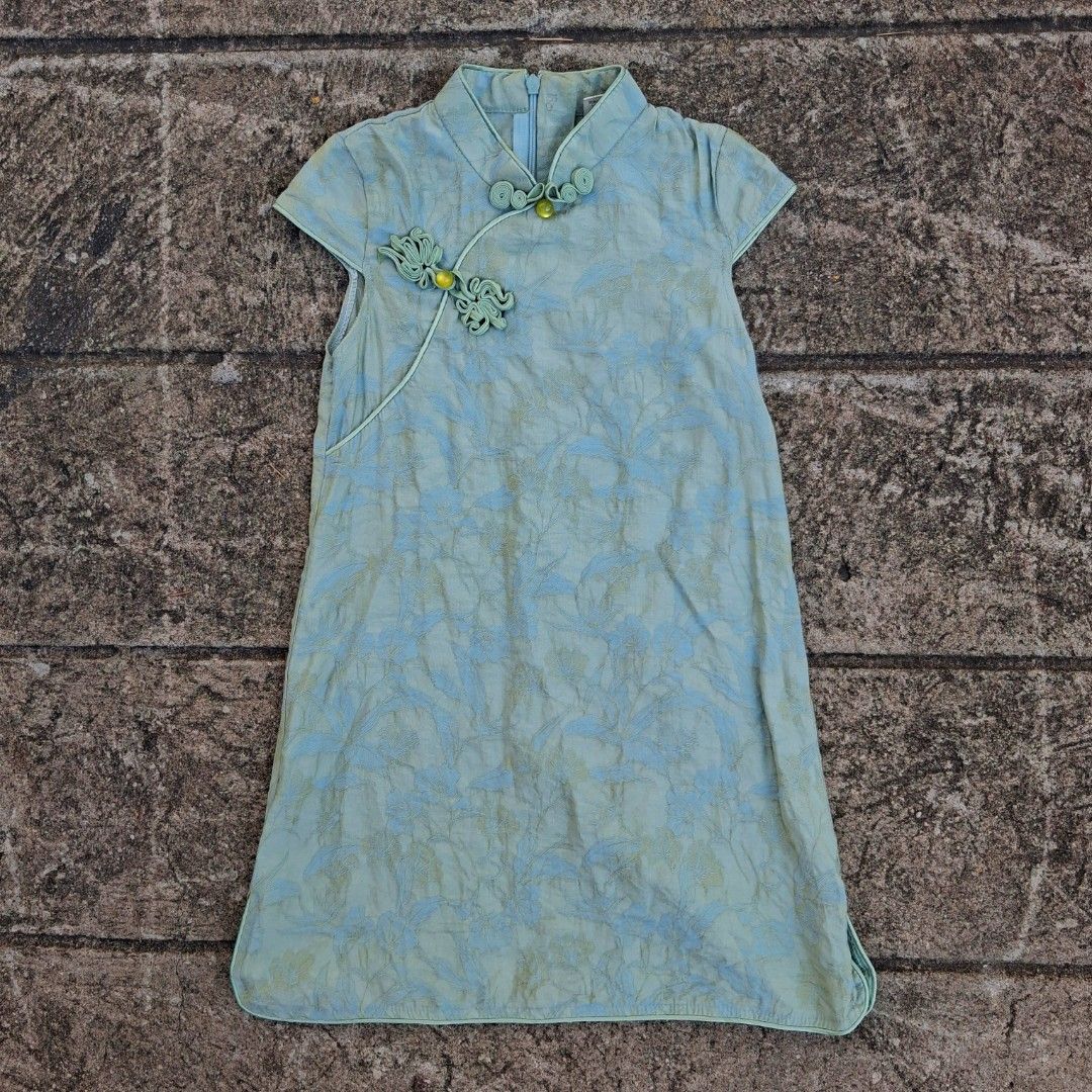 Qipao Tops Bundle (Category: Others Tops) located in Quezon City. Submitted by andreifuen34701 (Listing ID 1469152127, Image 3). Description: Can fit to XS-S Excellent condition.