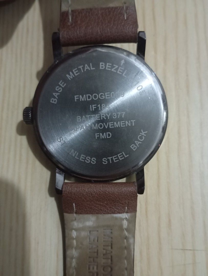 Quartz jpn (Category: Men's Watches) located in Las Pinas. Submitted by quick_deals_great_finds2 (Listing ID 1469073009, Image 3). Description: Original good working condition Quartz with battery 42mm large.