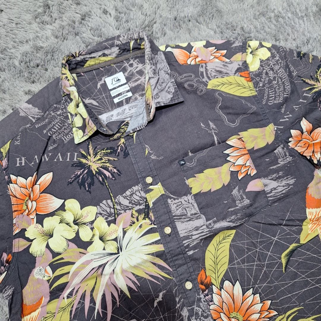 Quiksilver Button Polo (Category: Tshirts & Polo Shirts ) located in Calatrava. Submitted by freecyclethreads (Listing ID 1468983719, Image 2). Description: Quiksilver Size: Large Dimes: L-29, W-23 Well used, good condition P350 + sf.