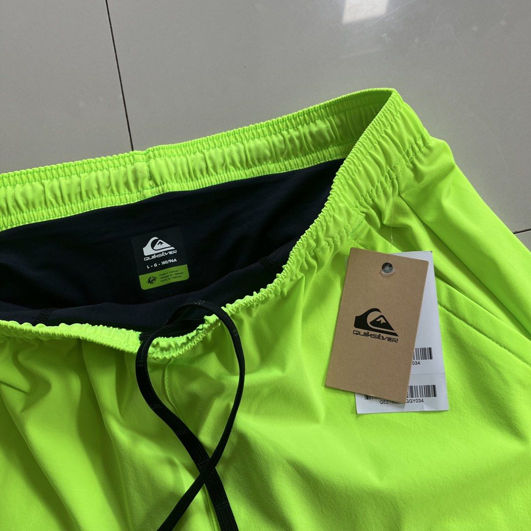 QUIKSILVER GARTERIZE BOARDSHORT‼️ (Category: Shorts) located in Cebu City. Submitted by clarkcamu68040 (Listing ID 1469036834, Image 3). Description: QUIKSILVER GARTERIZE BOARDSHORT‼️ BRANDNEW (STRETCHABLE & HAVE INNER CYCLING) SIZE LARGE (HAVE 2 SIDE POCKET) W 30-34 / L 16.5 COLORATE 10 / 10 ISSUE : ❌❌❌ PRICE + SF 🛒🛒 📍CEBU ,CITY OF NAGA 🚚 J&T EXPRESS.