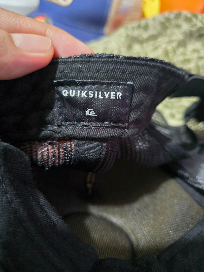 Quiksilver trucker cap (Category: Caps & Hats) located in Abuyog. Submitted by rmrtabs (Listing ID 1468933869, Image 3). Description: Quicksilver Trucker cap 55cm Color may vary due to lighting. Item is in Abuyog and Tacloban. Shipping is available via j&t. Note: All jerseys are pre-owned. Please expect normal signs of use and minor wear. Any significant flaws or issues will be clearly stated in the item's description. Thank you for your understa