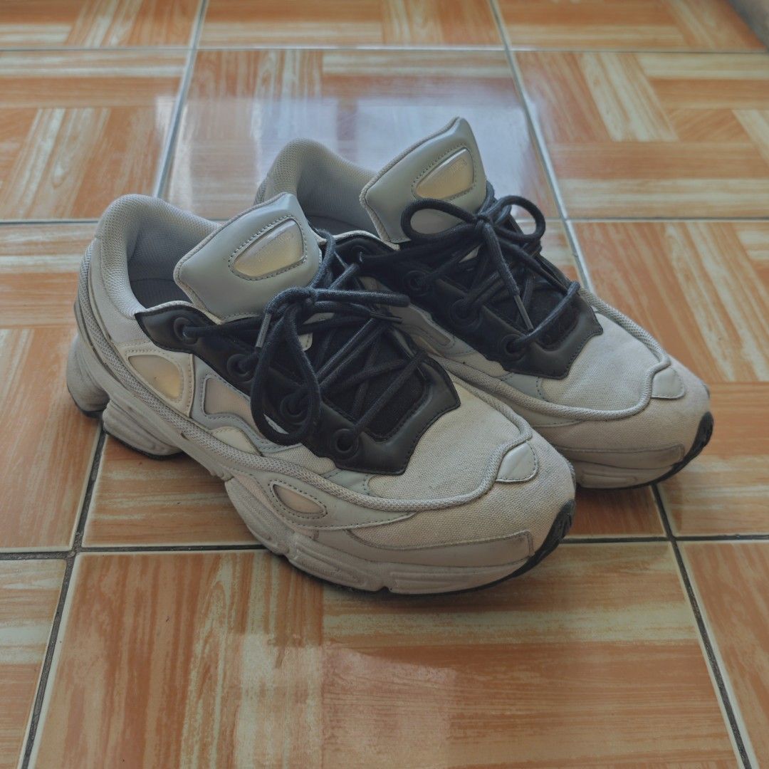 RAF SIMONS x ADIDAS Ozweegos (Category: Casual Shoes) located in Bulacan. Submitted by rielrcmendoza (Listing ID 1468994824, Image 1). Description: Tagged Size: 9.5 US Condition: 8/10 Source: Graymatter.