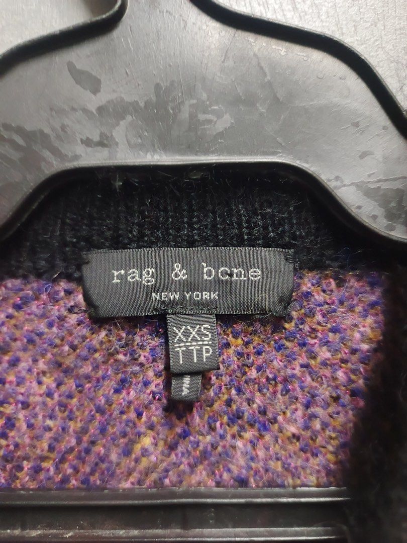 RAG & BONE (Category: Longsleeves) located in Dasmarinas. Submitted by jessputrages (Listing ID 1469051350, Image 3). Description: For sale Rag & Bone Excellent condition No issue 600 plus shipping fee Pm for more details.