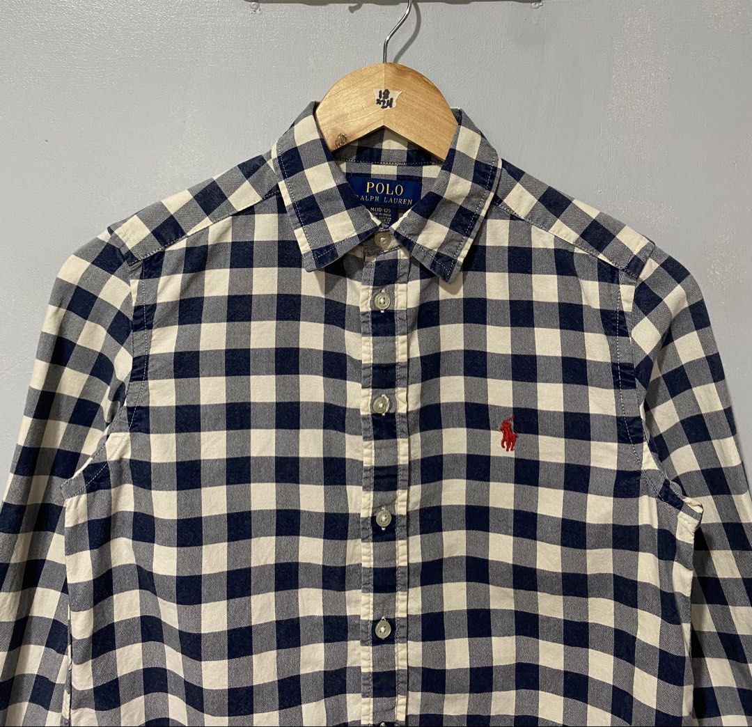 RALPH LAUREN (Category: Longsleeves) located in Quezon City. Submitted by fast_break (Listing ID 1469161050, Image 2). Description: RALPH LAUREN POLO COLOR: NAVY CREAM SIZE: M YOUTH ON TAG DIMES: W18 x 24L📏 COLOR RATE:9.8/10 EXCELLENT CONDITION AS NEW ✅ NO ISSUE LOC:NOVA QC📍 DM TO PURCHASE 💌.