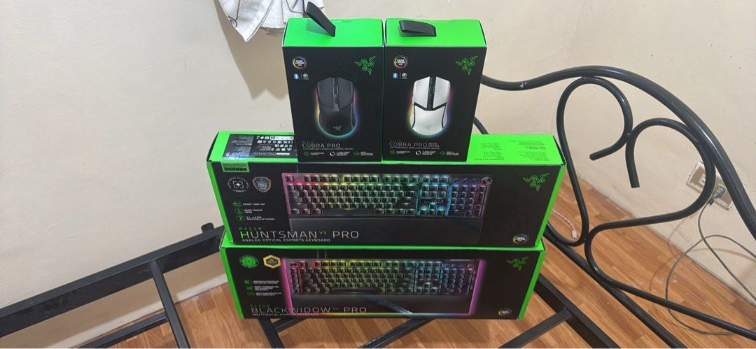Razer Gaming Mice and Keyboards Bundle (Category: Computer Keyboard) located in Mandaluyong City. Submitted by super.coco (Listing ID 1468972528, Image 1). Description: - Razer Cobra Pro Wireless Mouse (Black & White) - Razer Huntsman V3 Pro Analog Optical Keyboard - Razer BlackWidow V4 Pro Mechanical Keyboard - All items are 100% authentic and come in original packaging - Available as a complete bundle or individually - Perfect upgrade for pro g