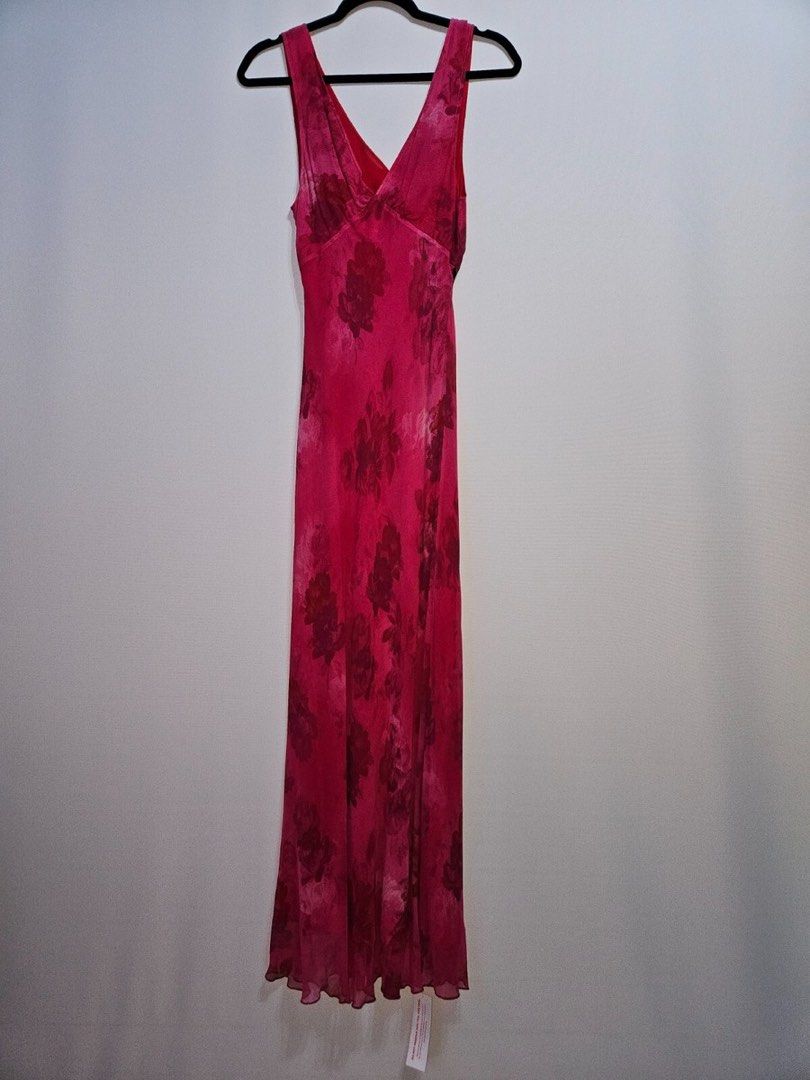 Realisation Par Marie in Rose (insp) (Category: Dresses) located in Cainta. Submitted by rsshopacc (Listing ID 1468942133, Image 2). Description: Really good quality, i have realisation par dresses and this compares to it for a fraction of the price Purchased this at 3,500 🥹 Nego! Rfs: decluttering!.