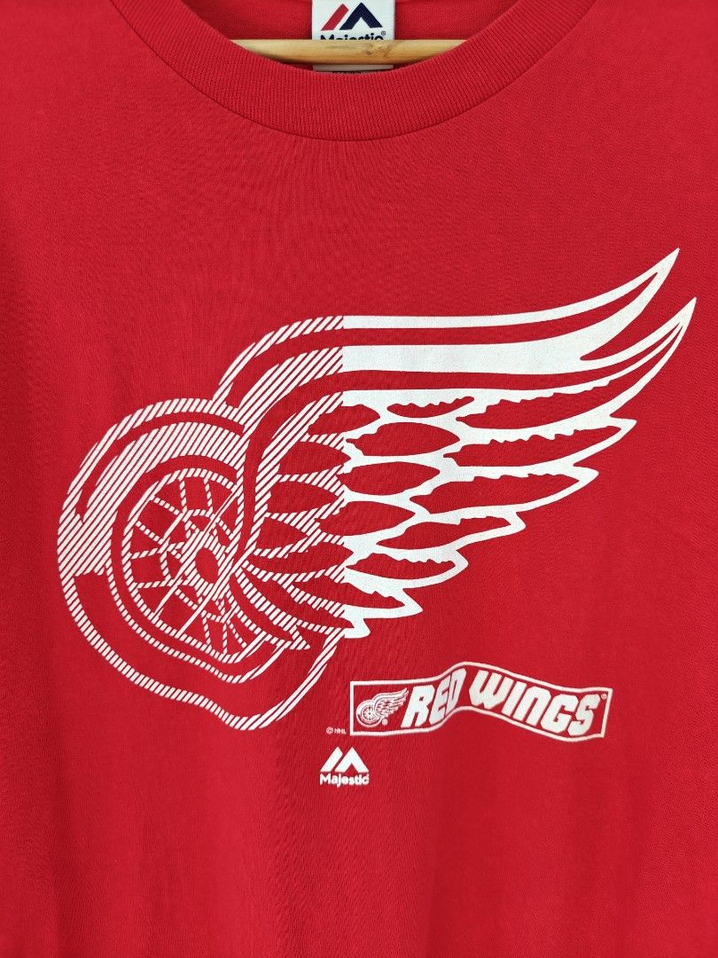 Red Wings (Category: Tshirts & Polo Shirts ) located in Alaminos. Submitted by epargne (Listing ID 1469014337, Image 3). Description: ◾Size : Large ◾Dimes : Length"30 , Width"23 ◾EXCELLENT CONDITION! ◾WASHED W/ FABCON AND READY TO WEAR 🛒Price : + Shipping fee.