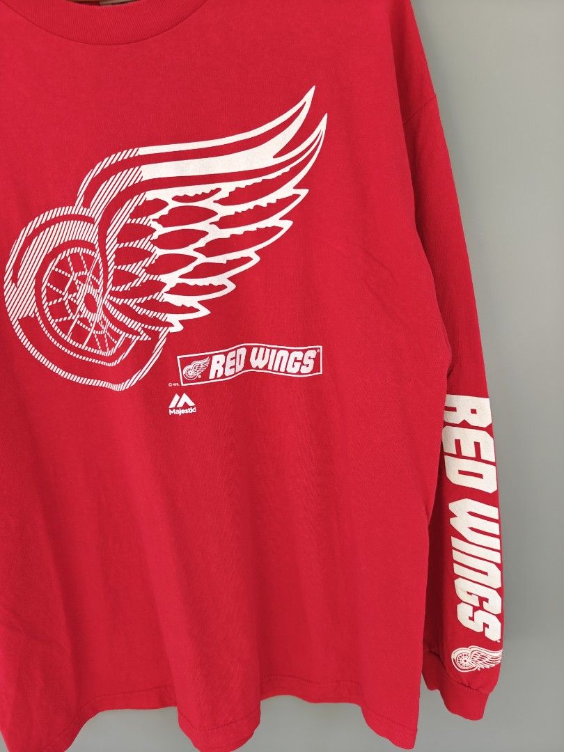 Red Wings (Category: Tshirts & Polo Shirts ) located in Alaminos. Submitted by epargne (Listing ID 1469014337, Image 2). Description: ◾Size : Large ◾Dimes : Length"30 , Width"23 ◾EXCELLENT CONDITION! ◾WASHED W/ FABCON AND READY TO WEAR 🛒Price : + Shipping fee.