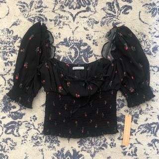 (Category: ) located in . Submitted by calm_youngstore7 (Listing ID 1469079117, Image 1). Description: .