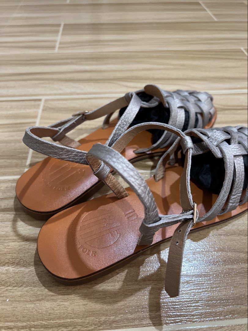 Renegade Folk Sandals size 10 (Category: Flats & Sandals) located in Davao. Submitted by bengscloset (Listing ID 1468973373, Image 3). Description: Renegade Folk High Spirit Sandals in Nickel Size 10 (ok for both narrow and wide feet) 📌 No rush shipping. 📦 Shipping fee c/o buyer. 📍Davao City 💌 Feel free to message me for additional photos/details. Thank you for checking out my listing! ♡ .