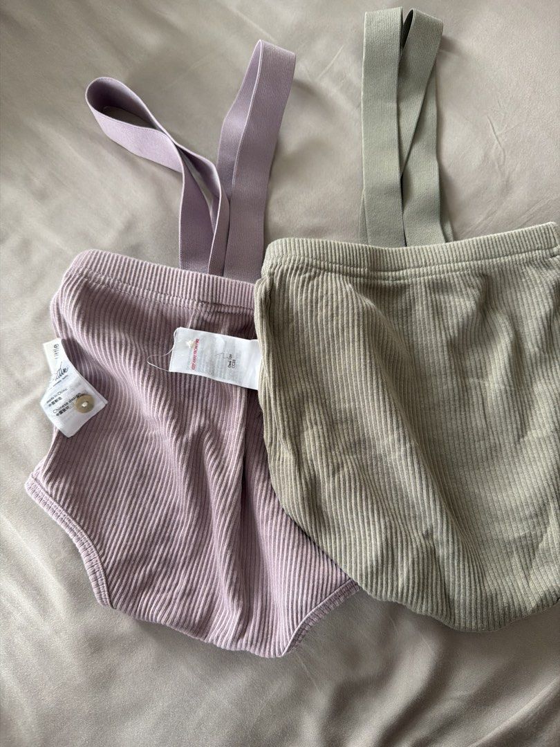 Ribbed baby suspender bloomers bundle size 74cm (Category: Babies & Kids Fashion) located in Manila. Submitted by 17thfinds (Listing ID 1468963367, Image 3). Description: - Bundle of 2 adorable ribbed baby bloomers with shoulder straps - Colors: Dusty Purple and Sage Green - Size: 74cm (Brand new with tags attached) - Material: Soft, stretchy ribbed knit for maximum comfort - Design: Cute decorative front buttons and classic crossed back straps -
