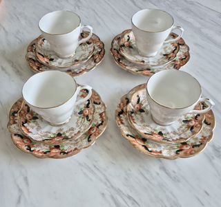 (Category: ) located in . Submitted by whatadayvintage (Listing ID 1468971529, Image 1). Description: .