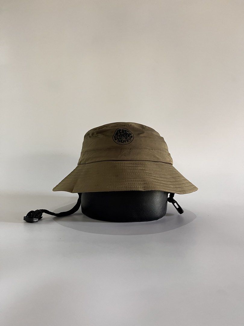 Rip Curl Flappers Bucket Hat (Category: Caps & Hats) located in Malaybalay. Submitted by haulsome (Listing ID 1468993593, Image 1). Description: Rip Curl Flappers Bucket Hat -No flaws/Like new -Snapper lock is broken -Adult size, adjustable strap 450php, +sf .