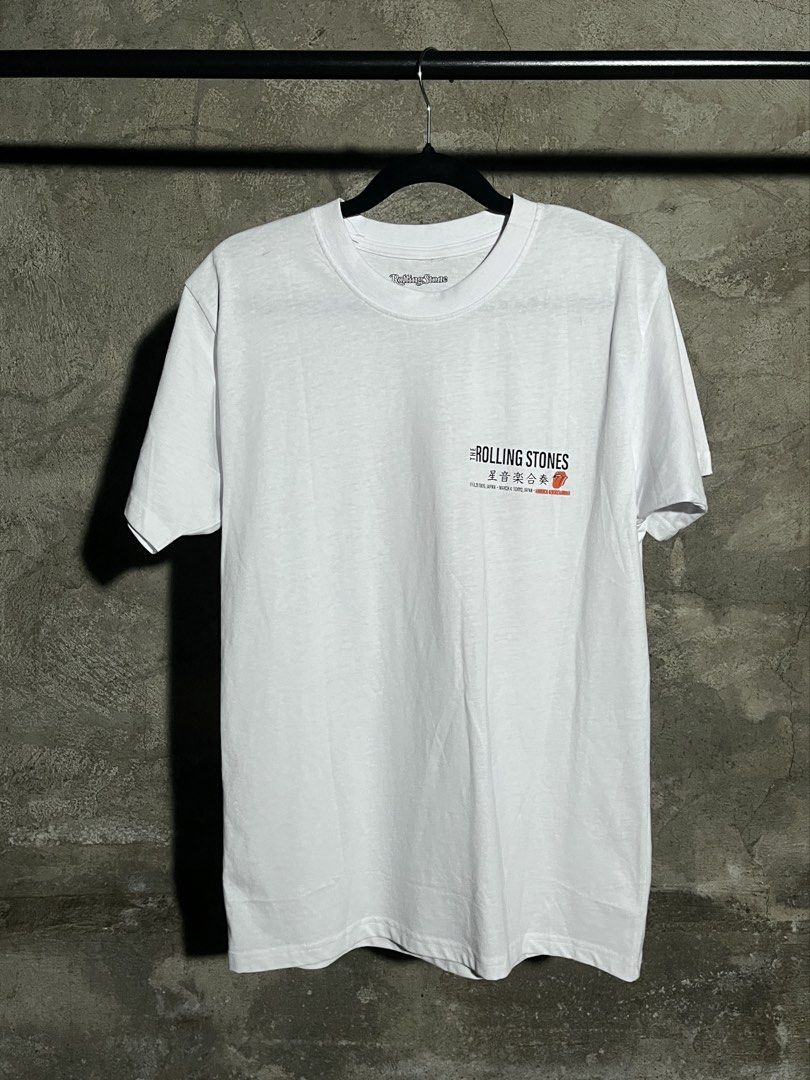 Rolling Stones (Category: Tshirts & Polo Shirts ) located in Cagayan de Oro. Submitted by otrstreetwear.ph (Listing ID 1468957606, Image 1). Description: 0030 H*M Mens | ₱349 Size on tag: M Length x Width: 27.3 x 17.5 inches Flaw/s: minimal stain (lower back) Disclaimer: Size and color may slightly vary. #offtherack #brandedoverruns #mensclothing #cagayandeorocity #nationwideshipping.