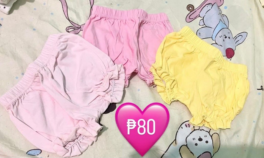 Ruffle shorts for 0-3 mos. (Category: Babies & Kids Fashion) located in Cavite. Submitted by impulsebuysbykhi (Listing ID 1469099596, Image 1). Description: Rarely Used Good for 0-3 mos. .