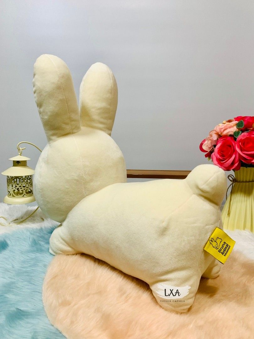 Running Miffy Cream ᥫ᭡. (Category: Plushies & Soft Toys) located in Manila. Submitted by lxacuddlecapsule (Listing ID 1469156968, Image 2). Description: 🧸ྀི like new 🧸ྀི 40 cm 🧸ྀི no papertag 🧸ྀི no flaws/stain 🛍️ PLEASE READ BEFORE PURCHASING ✨ Item Information • Authentic imported items from Japan unless stated otherwise. • Please review all photos carefully before purchasing. • Colors may vary slightly due to lighting and screen settings.