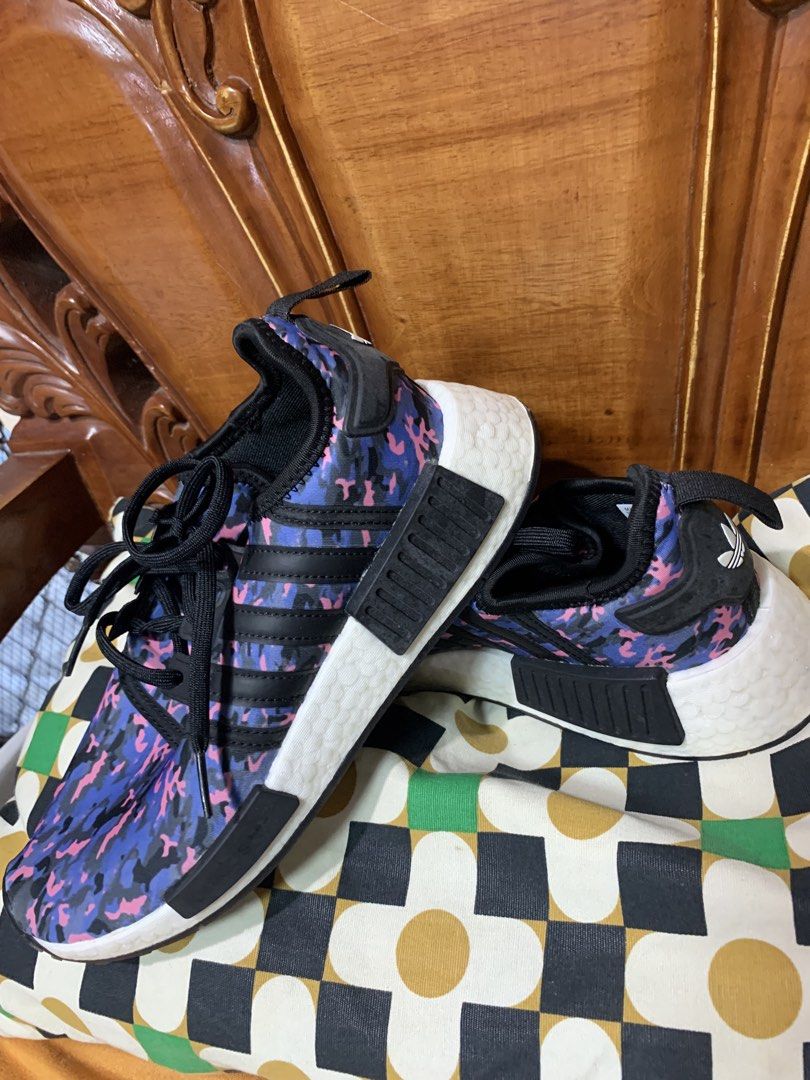 Running shoes for women (Category: Sneakers) located in General Trias. Submitted by vpshoppe (Listing ID 1468960488, Image 2). Description: Preloved adidas running shoes size US 5 pls aee photo for sure buyer only .