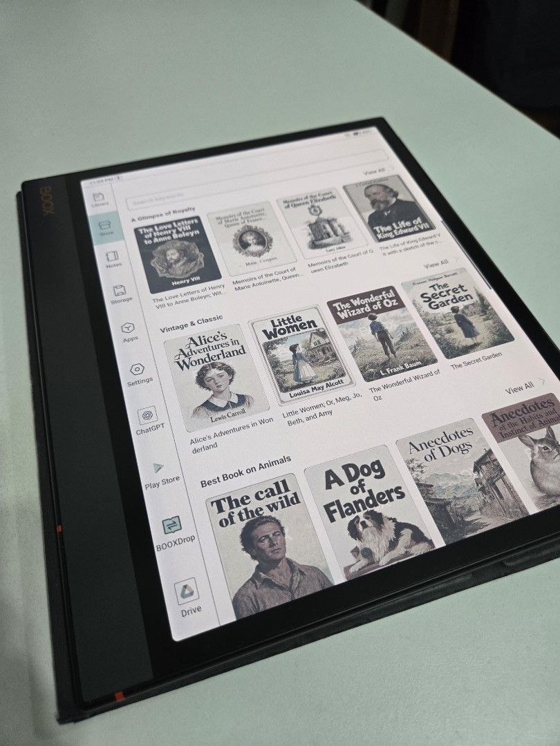 Rush!!! BOOX Note Air3 C E-Reader Tablet (Category: E-Readers) located in Manila. Submitted by acepgarcia1987 (Listing ID 1469102916, Image 3). Description: - Model: BOOX Note Air3 C color E Ink e-reader tablet - Includes: Stylus pen - OS: Android - Great Condition: Clean screen, 100% fully functional - Best for: Reading ebooks and natural handwritten notes .