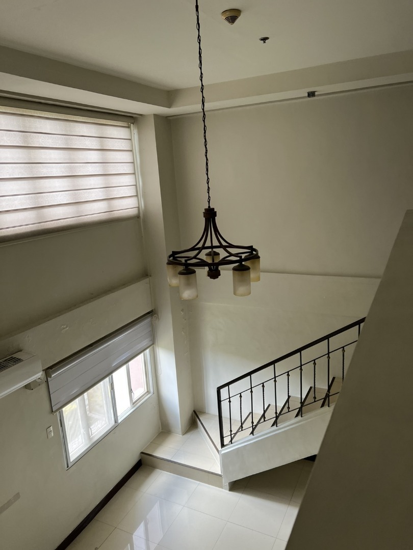 (Category: ) located in . Submitted by legacyrealty (Listing ID 1468961351, Image 1). Description: .