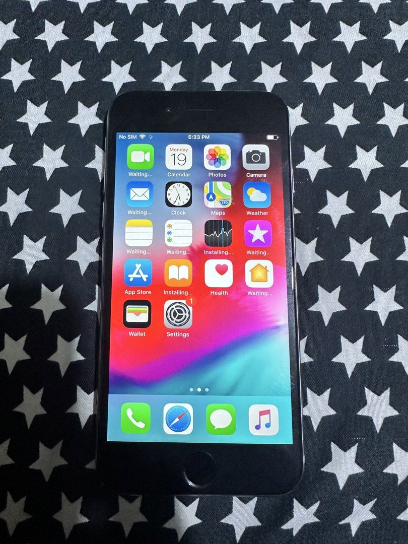 RUSH SALE: Pre-owned iPhone 6 (16gb) (Space Grey) (Category: iPhone 6 Series) located in Caloocan City. Submitted by allenssix (Listing ID 1469027607, Image 3). Description: Pre-owned iPhone 6, 16GB in Space Grey. Perfect budget or backup phone! Comes with a free box, charger and wired earbuds. For only ₱1,800. PM me if wanted to negotiate :) Shipping: SDD within Metro Manila (SF shouldered by Buyer) Meet up (On Thursdays only) - Around Araneta C