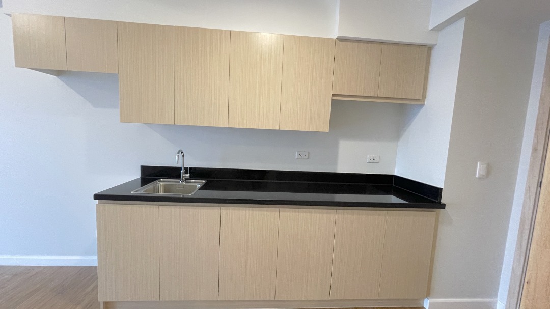 (Category: ) located in . Submitted by legacyrealty (Listing ID 1468962506, Image 1). Description: .