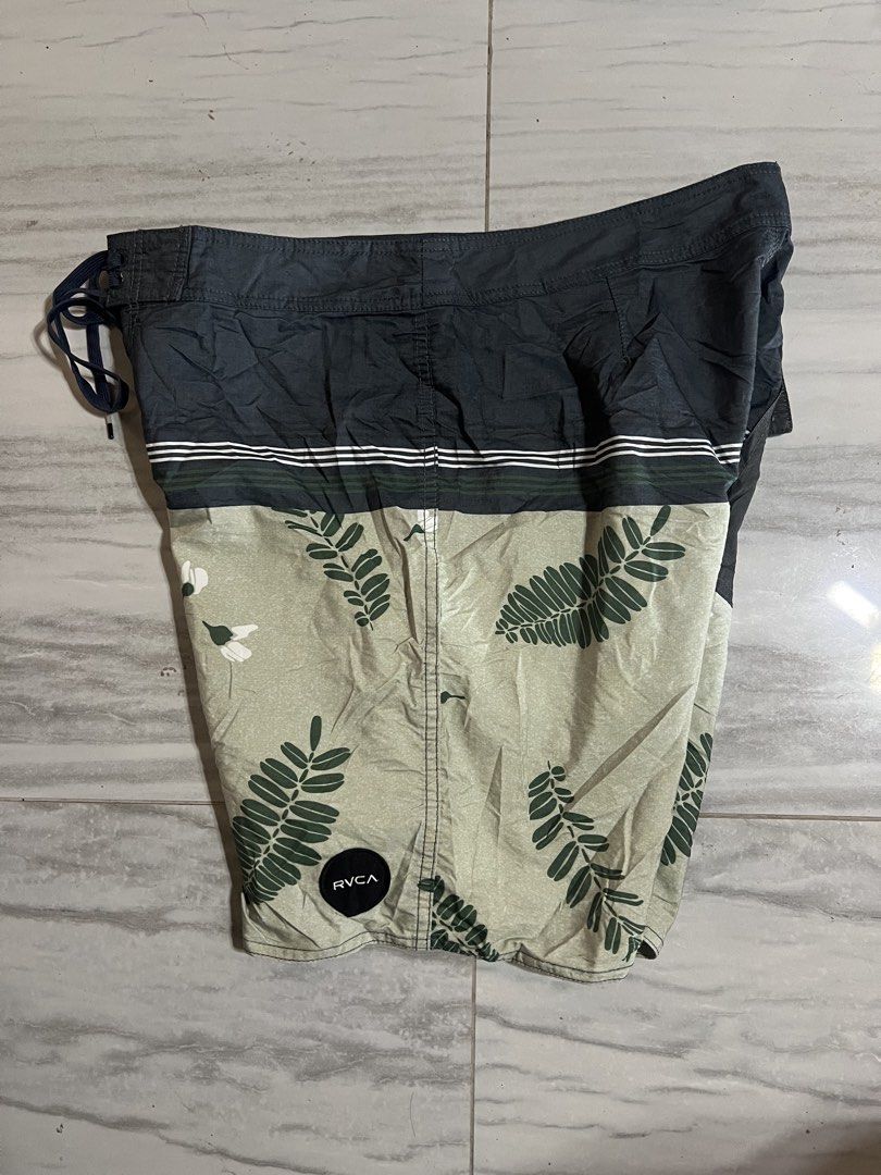 RVCA boardshorts (Category: Activewear) located in Butuan. Submitted by arahukay.ph (Listing ID 1468965401, Image 2). Description: Excellent Condition shipped.