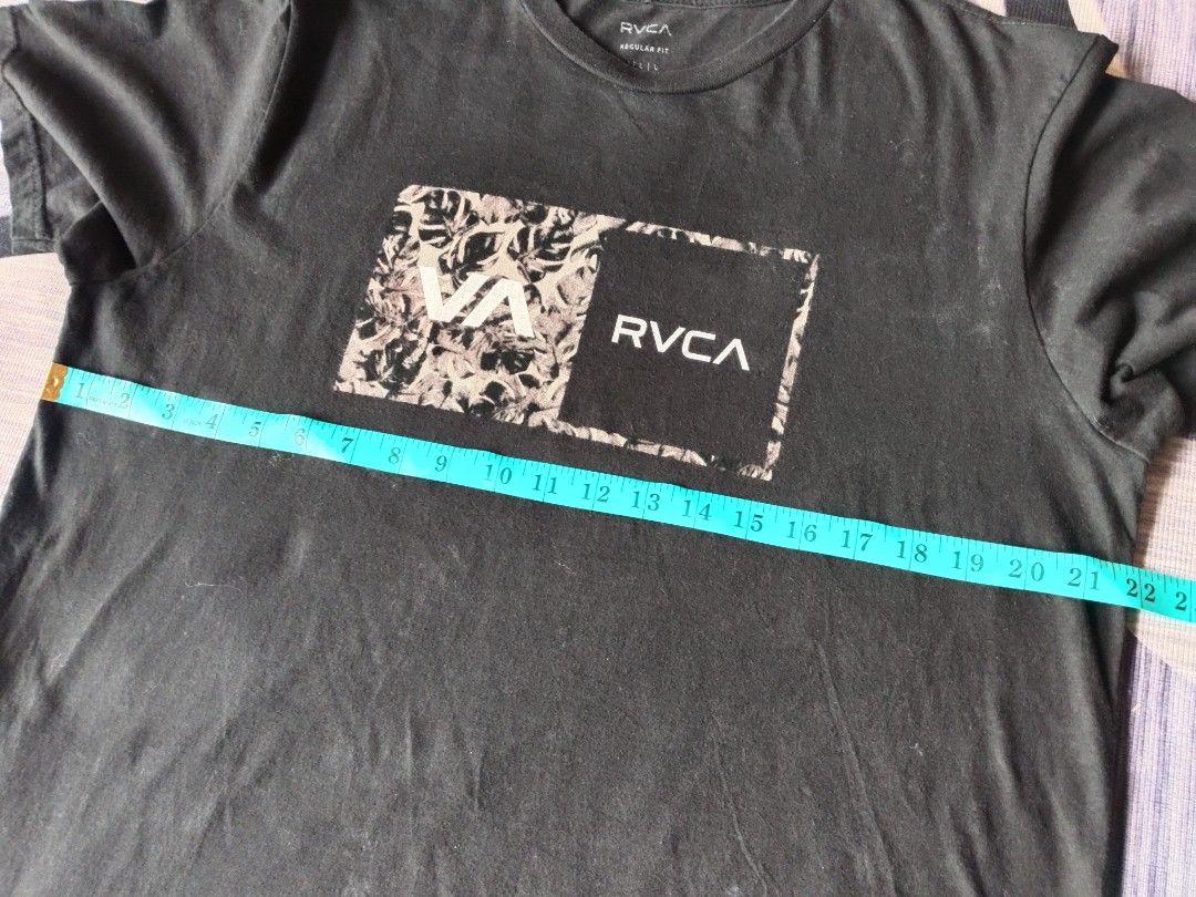 Rvca tshirt Lazer print (Category: Tshirts & Polo Shirts ) located in Batangas. Submitted by eiwoh5586 (Listing ID 1469056756, Image 3). Description: need wash no issue excellent san Juan Batangas location unlivouch on fb jnt lbc available.