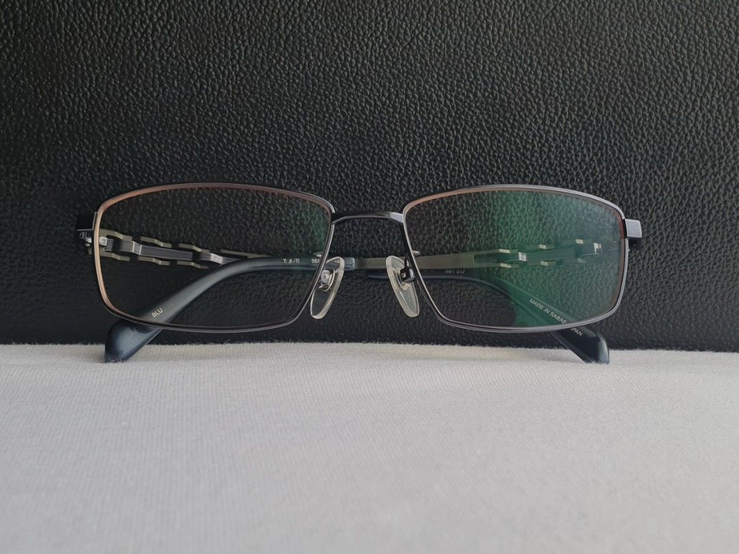 Sabaetra Titanium Eyeglass Frame (Category: Sunglasses & Eyewear) located in Quezon City. Submitted by WasalakTwo (Listing ID 1469096842, Image 3). Description: Bought in Japan Durable and high quality Goodcondition Still presentable Lens are graded, but replaceable Open for delivery nationwide Front Width 13.8cm Front Height 3.5cm.