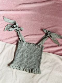 (Category: ) located in . Submitted by closettee_ (Listing ID 1468954956, Image 1). Description: .