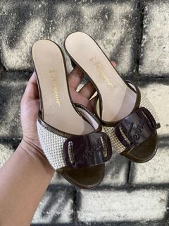 (Category: ) located in . Submitted by theluxurythrift.ph (Listing ID 1468976102, Image 1). Description: .