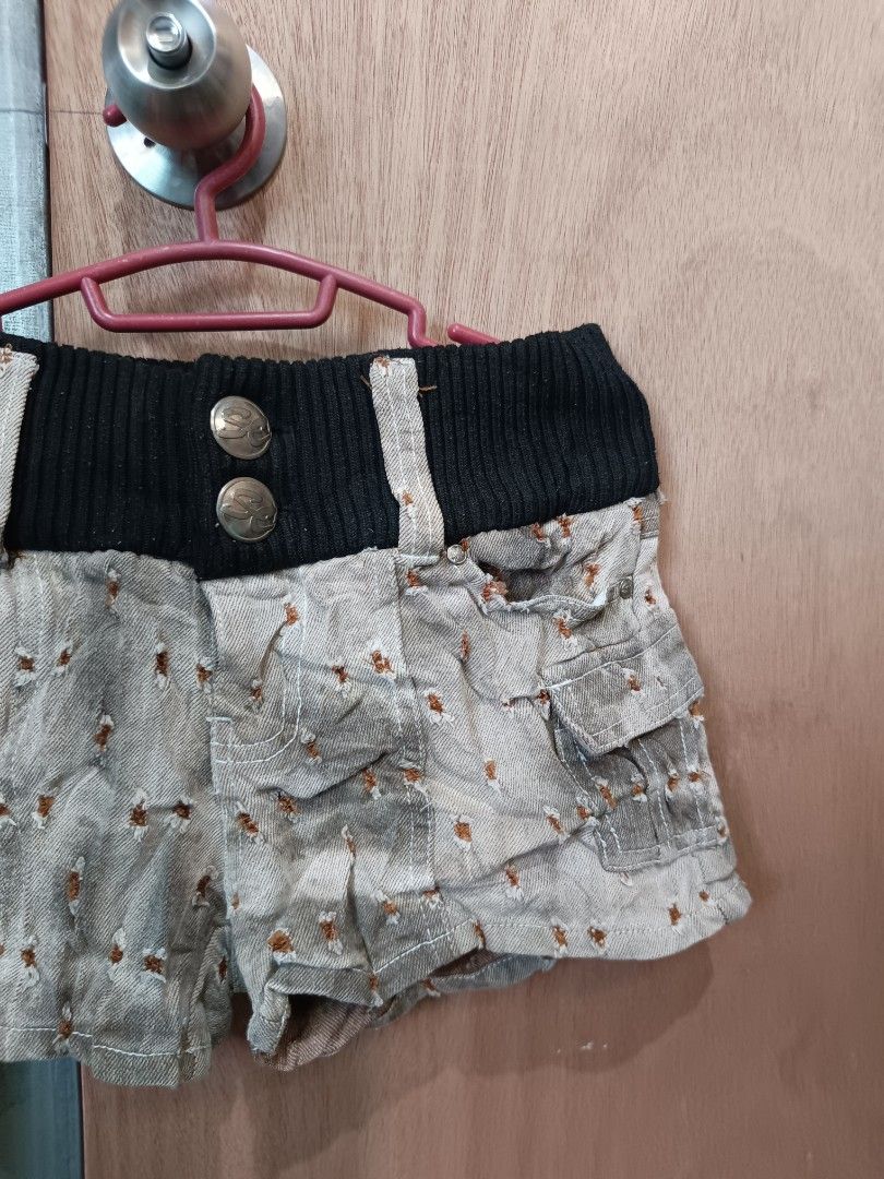 Saucy plus y2k shorts (Category: Shorts) located in Davao. Submitted by mln-boutique (Listing ID 1469014742, Image 2). Description: size - 24-27 stretchy length - 10.