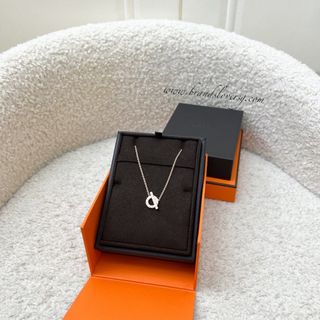 (Category: ) located in . Submitted by brands_lover (Listing ID 1468934764, Image 1). Description: .