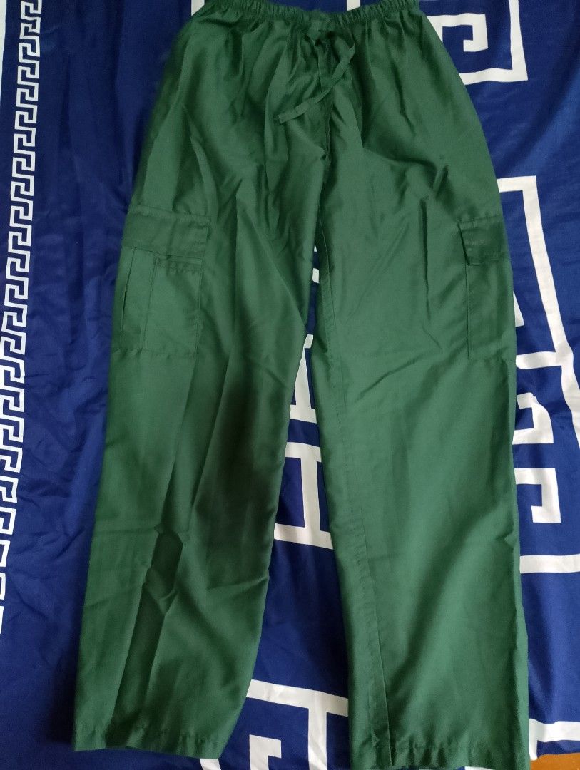 Scrub suit Cargo Pants (Garterized) (Category: Other Bottoms) located in Bulacan. Submitted by lauriee. (Listing ID 1468968761, Image 1). Description: 2pcs for 400!! can fit up to size 28 length: 36 inches garterized waist delivery via lalamove.
