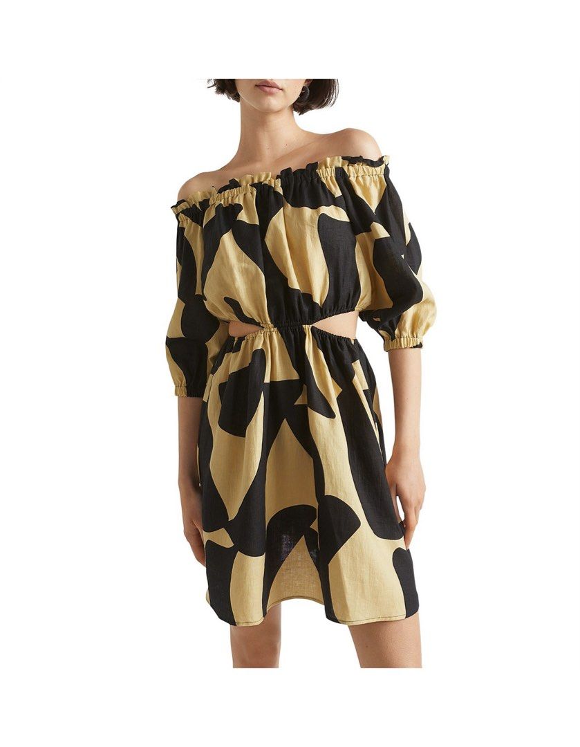 Seed Heritage (Category: Dresses) located in Lucena. Submitted by klassekollektion (Listing ID 1469061847, Image 2). Description: Seed Heritage Abstract Off Shoulder Cut Out Dress, crafted from premium French linen with an elasticated off-the-shoulder neckline, long puff sleeves, and waist cut-outs..