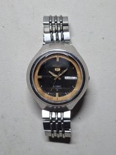 (Category: ) located in . Submitted by KCY_Timepieces (Listing ID 1468980923, Image 1). Description: .