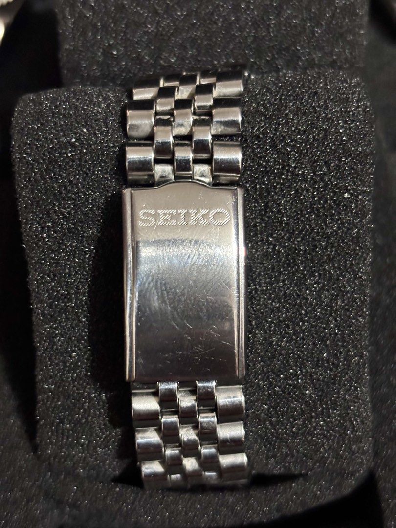 Seiko 5 Blue Grid Dial Automatic (Category: Men's Watches) located in Manila. Submitted by jey09 (Listing ID 1469099395, Image 3). Description: Seiko 5 Blue Grid Dial Automatic •37mm •Newly serviced and polished •With replacement box and paper bag •Open back case ₱3500.